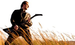 Juan Saurín convierte la ausencia en arte: éxito en el estreno cinematográfico de su nuevo videoclip “Lost, Not Gone”