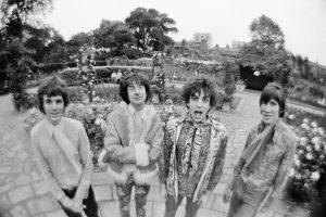 La extraña historia detrás de "Arnold Layne", el primer single de Pink Floyd