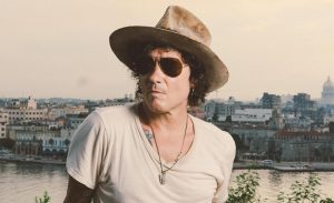 Enrique Bunbury: "No pertenezco más al siglo XX que al siglo XXI"