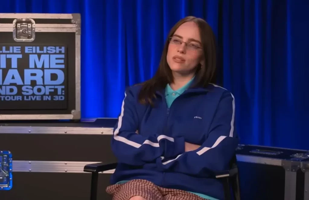 Billie Eilish defiende el uso de celulares en los shows