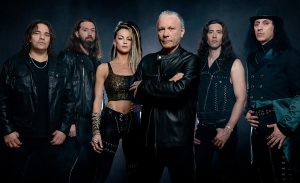 Bruce Dickinson (Iron Maiden), sobre su próximo disco en solitario: “Hicimos 16 canciones en 21 días, el 100% en directo”