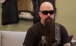 Kerry King, orgulloso de que los fans canten las canciones de su banda “como un viejo tema de Slayer”