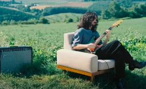 Mateus Asato, virtuoso y viral guitarrista, anuncia concierto en Madrid en 2026
