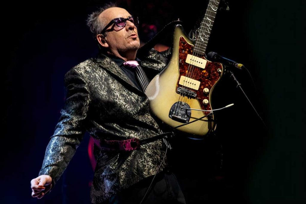 La banda que no logró conquistar a Elvis Costello: "Son una simplificación de The La's"