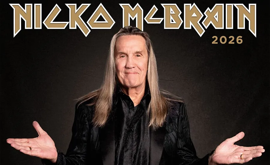 Nicko McBrain, mítico batería de Iron Maiden, anuncia gira de monólogos en Europa presentando su autobiografía “Hello Boys and Girls!”