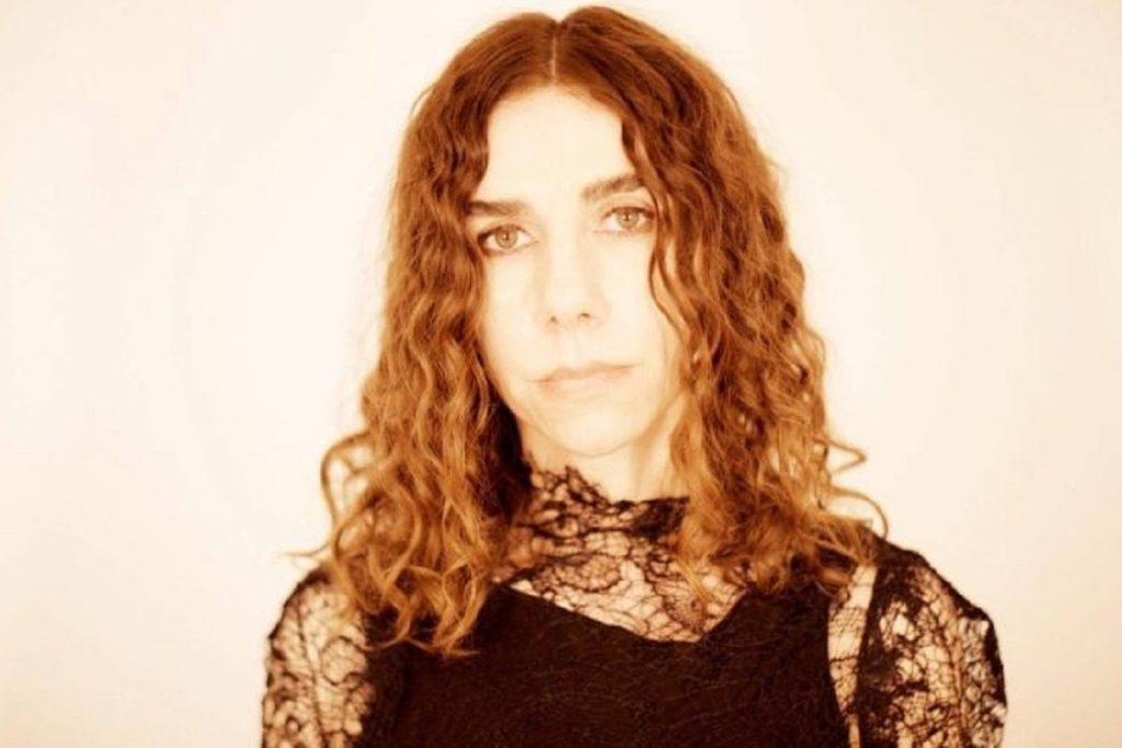 La gira que llevó a PJ Harvey a cuestionar todo lo que hacía: "Fue aterrador"