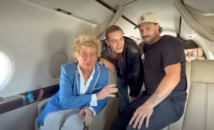 Rod Stewart cancela un concierto y se coge un avión para ver justo después a la selección escocesa de fútbol en el Mundial