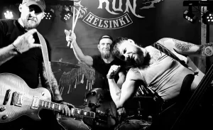 Entrevista a Thö Rotlös: “Somos una banda que vive de la energía, y España nos ha dado una dosis enorme de ella; “Down and Dirty” es solo el principio”